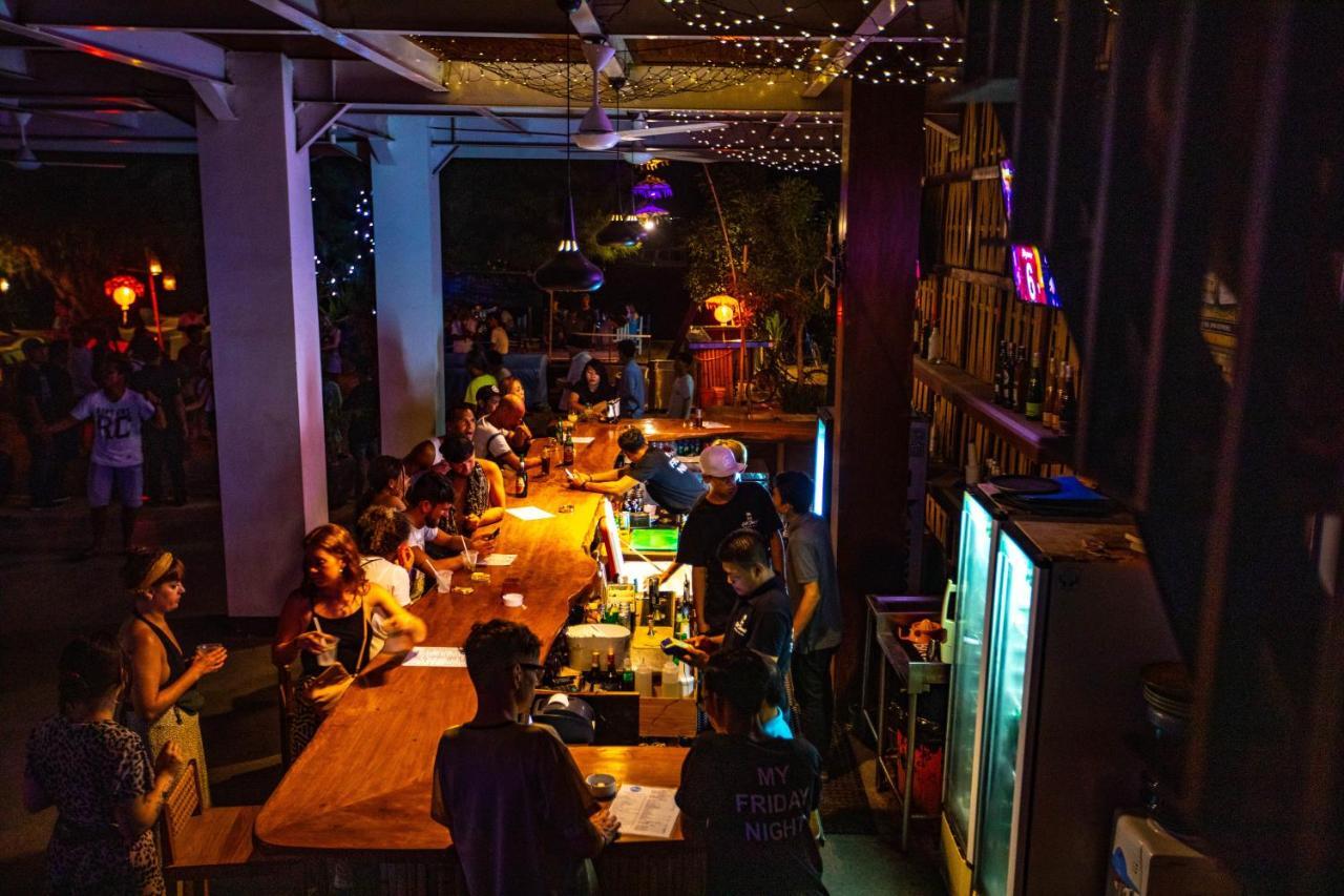 吉利沙滩俱乐部酒店 吉利特拉旺安 外观 照片